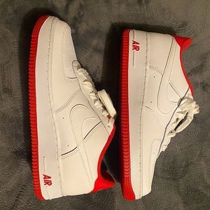 Nike Air Force 1’s never worn brand new condition :) (boys 6 womens 7.5!!)